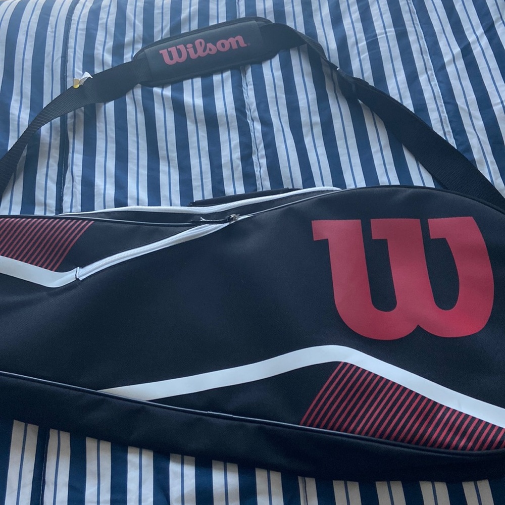 Wilson Advantage Tennis Bag No Racket Free and Fast Shipping No Frim on Price